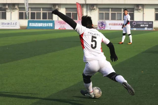 CBA常规赛：山西主场100:91力克浙江 巩固季后赛席位